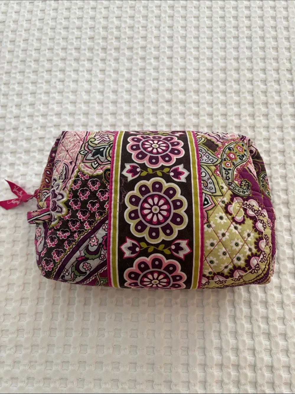 Vera Bradley Very Berry Pink Paisley Quilted Makeup Pouch with Accents